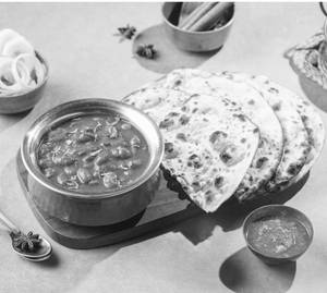 Kashmiri Rajma Roti Meal Combo.