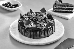 Milk Chocolate Truffle Cake [1/2 Kg]