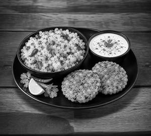 Sabudana Khichdi With 2 Sabudana Tikki & Dahi vrat special 