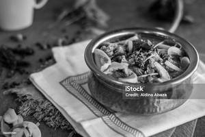 Mushroom Do Pyaza