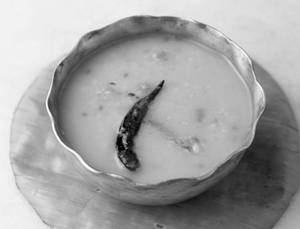 Moong Dal Karaisuti Narkel Diye