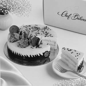 Mango Passion Maharaja Cake