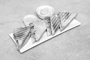 Veg Cheese Grill Sandwich