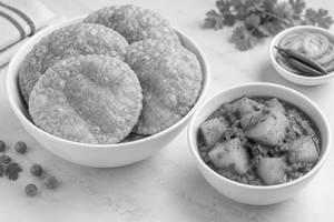 Koraishutir Kachori With Aloo Dum