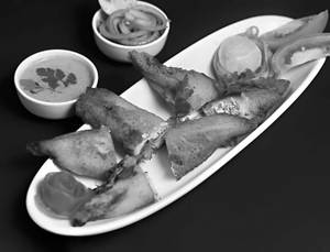 Dahi Ke Kabab (fried)
