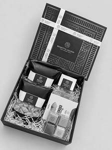 Gift Hamper (2)