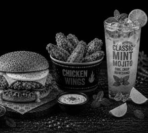 Eggstra Chicken Wings Burger Combo