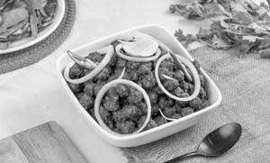 Lal Chana Dry ( Onions )