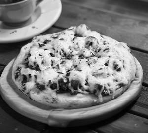 Chicken Tikka Pizza