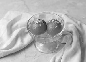 Gulab Jamun (2 Pieces)