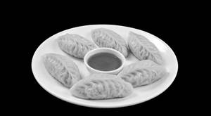 Steamed Paneer Momos