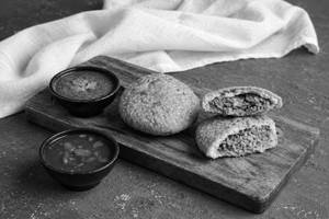 Matar Kachori 2 Pcs