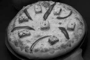 Paneer And Capsicum Pizza [8 Inches]