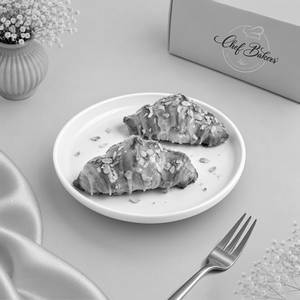 Almond Croissant (Eggless)