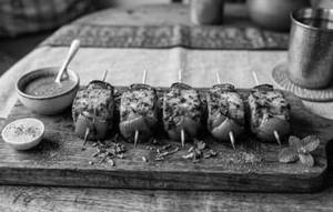 Classic Paneer Tikka (5 Pieces)