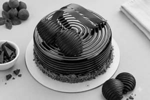 Belgium Chocolate Classic Medium Cake
