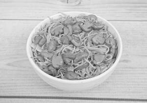 Veg Mushroom Chowmein