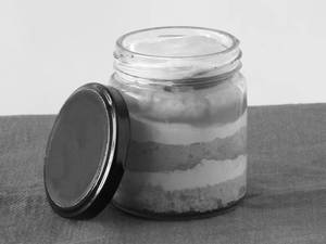 Mango Jar Cake