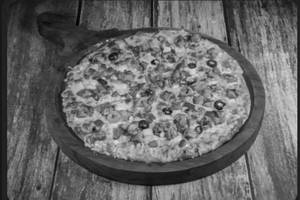 Schezwan paneer pizza [8 inches]