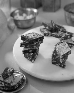 Anjeer Barfi