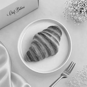 Butter Croissant (Eggless)