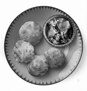 Koraisutir Kochuri 4 Pcs & Aloo Phoolkofi In 250 ml