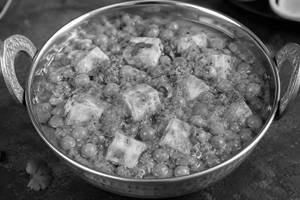 Matar Paneer
