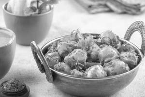 Achari Aloo