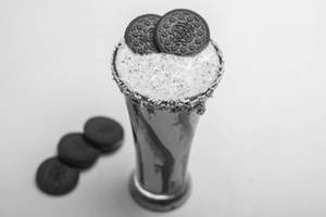 Oreo cookies shake