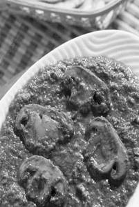 Saag Mushroom