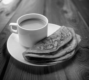 Paratha With Milk Tea ( 2 Paratha)