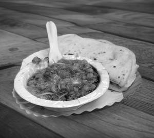 Chhole Kulche
