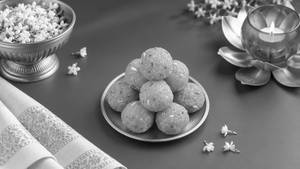 Banarsi Ladoo 2 x 1 KG