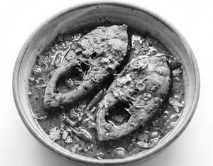 Fish Curry (2 Pcs)