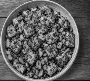 Garlic-Loaded Paneer Power Fry