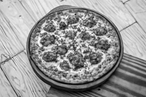 Tandoori Cheese Pizza 
