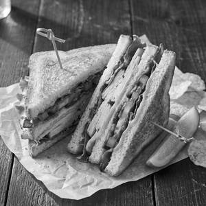 Juicy Special Mixed Sandwich