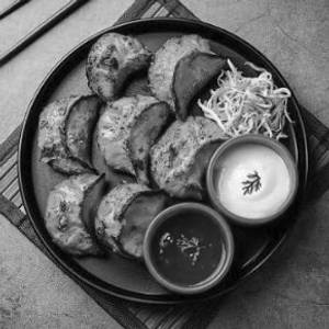 Tandoori Momo Paneer Tikka Dry ( 8 Pcs )