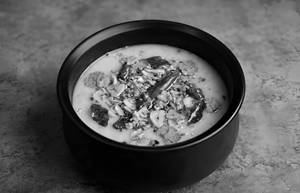 Lehsuni Dal Tadka