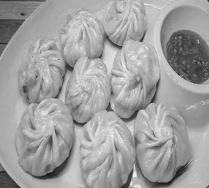 Chicken Momo (8 Pcs)