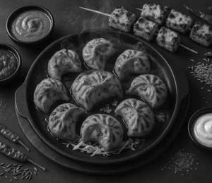 Tandoori Momo Chicken Tikka Dry ( 8 Pcs )