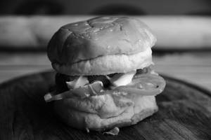 Aloo Tikki Grilled Burger 
