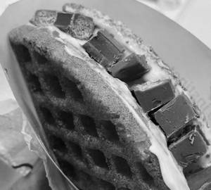 Kit Kat Waffle (Eggless)