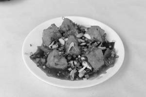 Chilli Paneer (Dry)