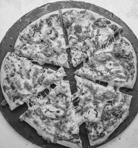Chicken Italiano Pizza