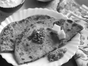 Mix Paratha