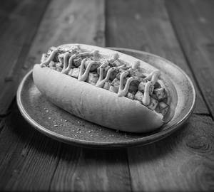 Paneer Tikka Hot Dog Sandwich