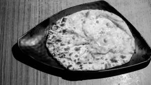 Stuffed Naan                           