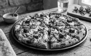Tandoori Paneer Pizza (8 Inches)                