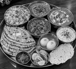 Temptation [ Super Deluxe ] Veg Thali